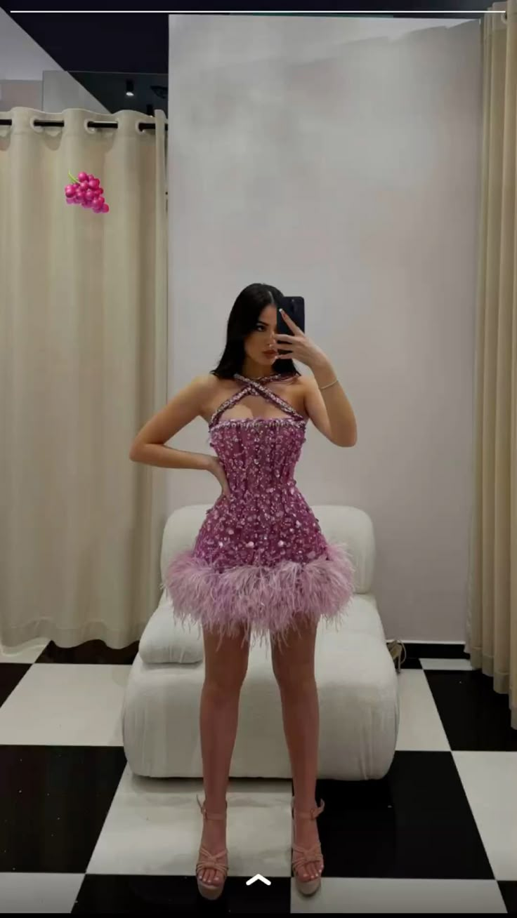 Elegant Hot Pink Halter Sequins Feathers Cocktail Dress Short Homecoming Dress Birthday Outfits S378