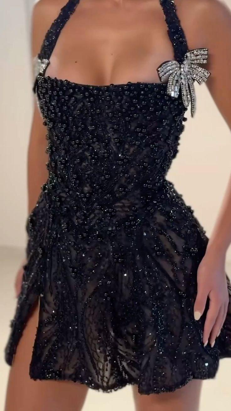 Gorgeous Halter Black Lace Beaded A Line Formal Homecoming Dress Short Prom Dress Cocktail Dress D230