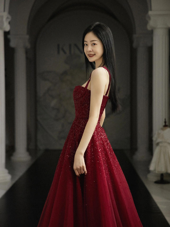 Burgundy Prom Dresses A line Straps Tulle Evening Dresses