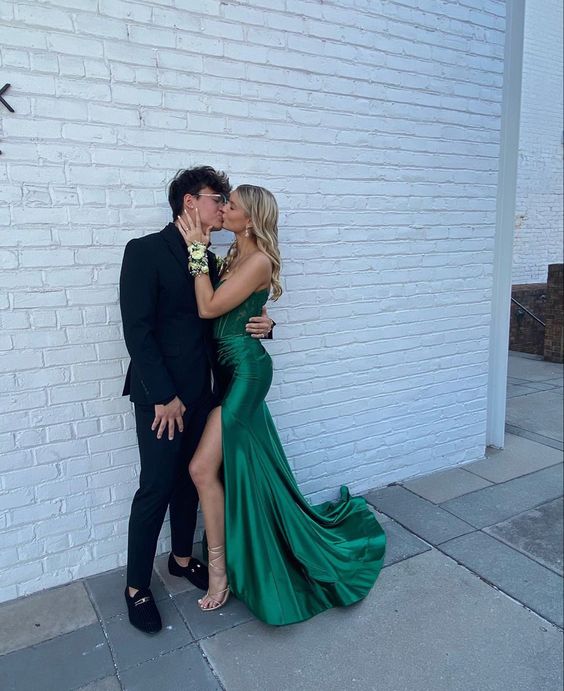 Simple Mermaid Dark Green Lace Long Prom Dresses Formal Dress