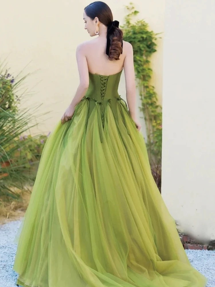 Pretty Ball Gown Strapless Bud Green Tulle Prom Dresses Evening Dress