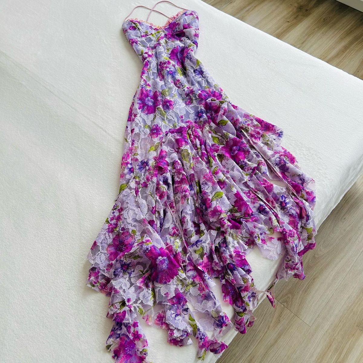 Pretty Spaghetti Straps Lace Floral Ruffle Long Prom Dress Evening Gown D576