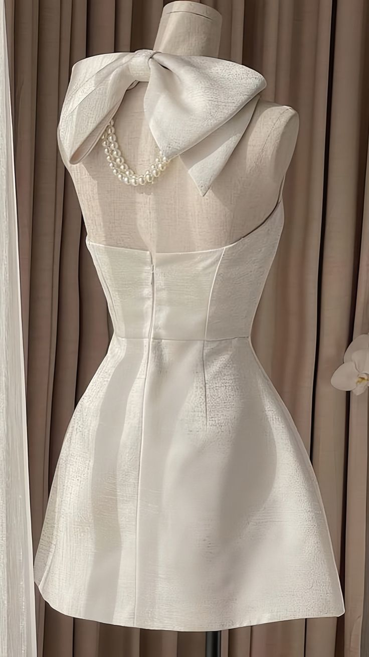 Elegant Halter A Line Short Prom Dress Formal 8th Grade Homecoming Dress D456