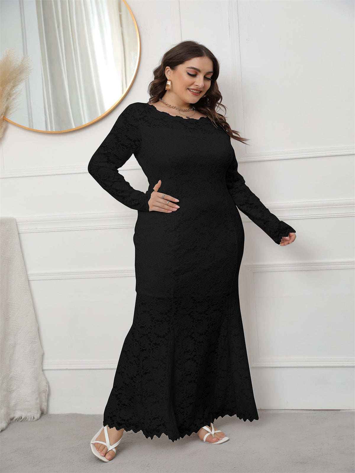 Lace Round Neck Long Sleeve Mermaid Maxi Dress