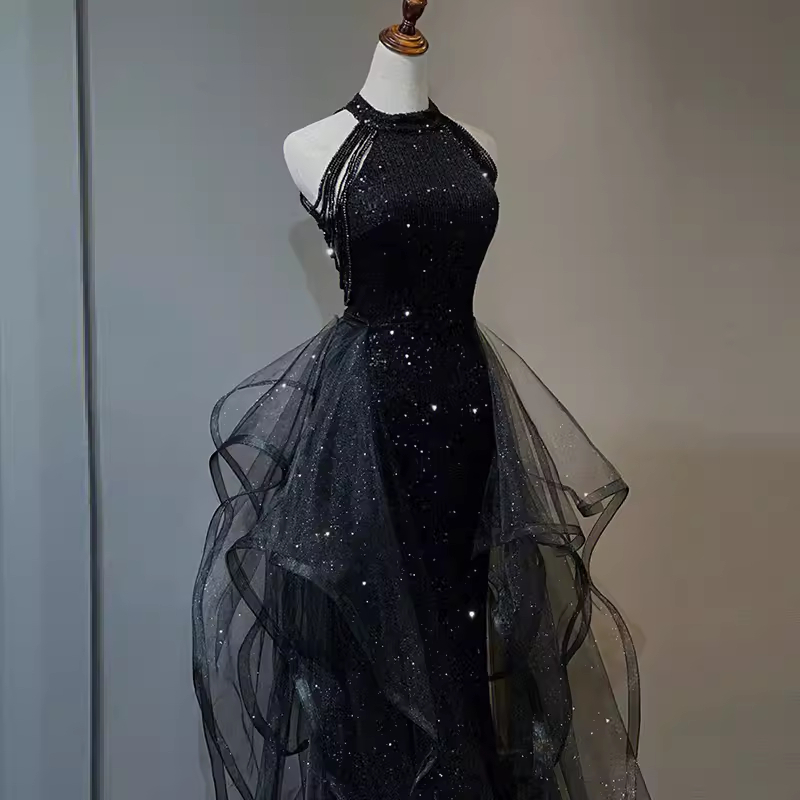 Vintage A line Halter Black Party Dresses Sequin Prom Dresses