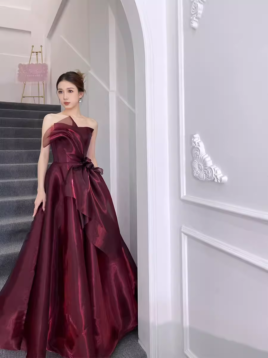Ball Gown Strapless Burgundy Organza Prom Dresses Long Evening Dress