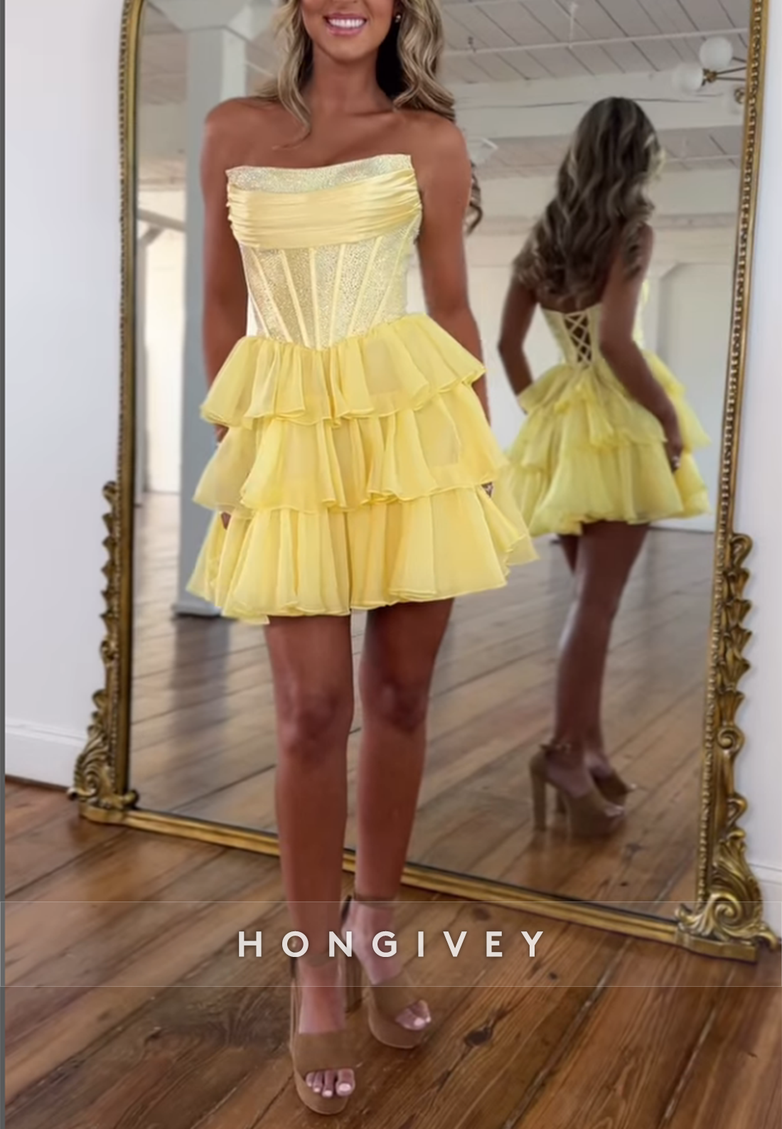 A-Line Strapless Ruched Crisscross Back Pleated Short Homecoming Dresses