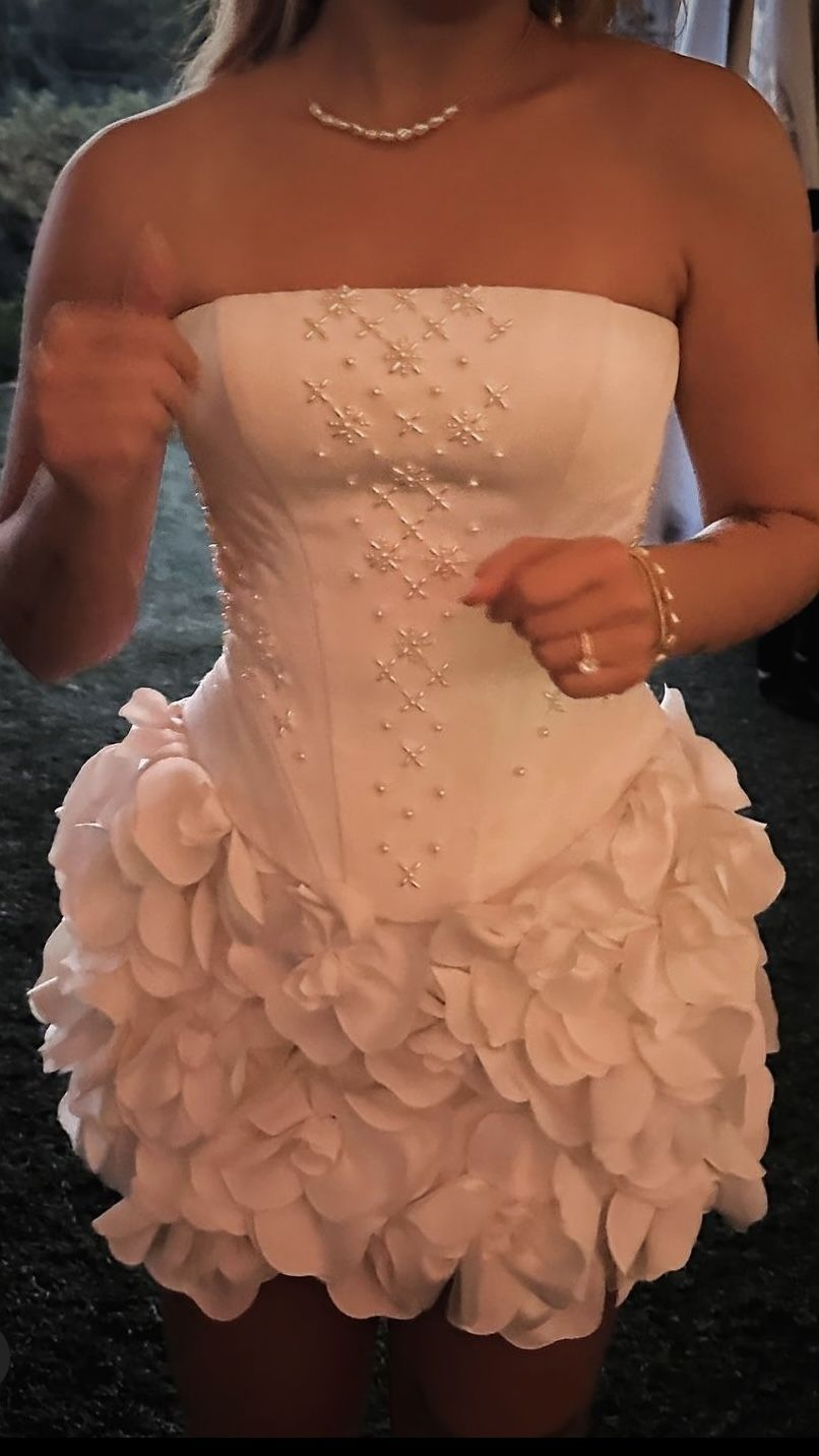 Pretty Strapless White Satin Beaded Sheath Cocktail Dress Short Party Dress Homecoming Dress D325