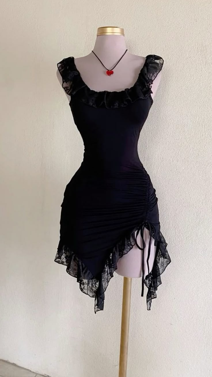 Sexy Black Chiffon Lace Mini Cocktail Dress Homecoming Dress S236