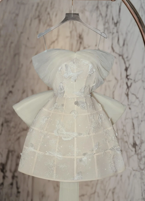 Elegant Off White Strapless Butterfly Appliques Short Birthday Outfits Homecoming Dress With Bow S367
