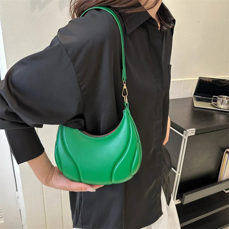 Retro Solid Color Saddle Leather Shoulder Bag