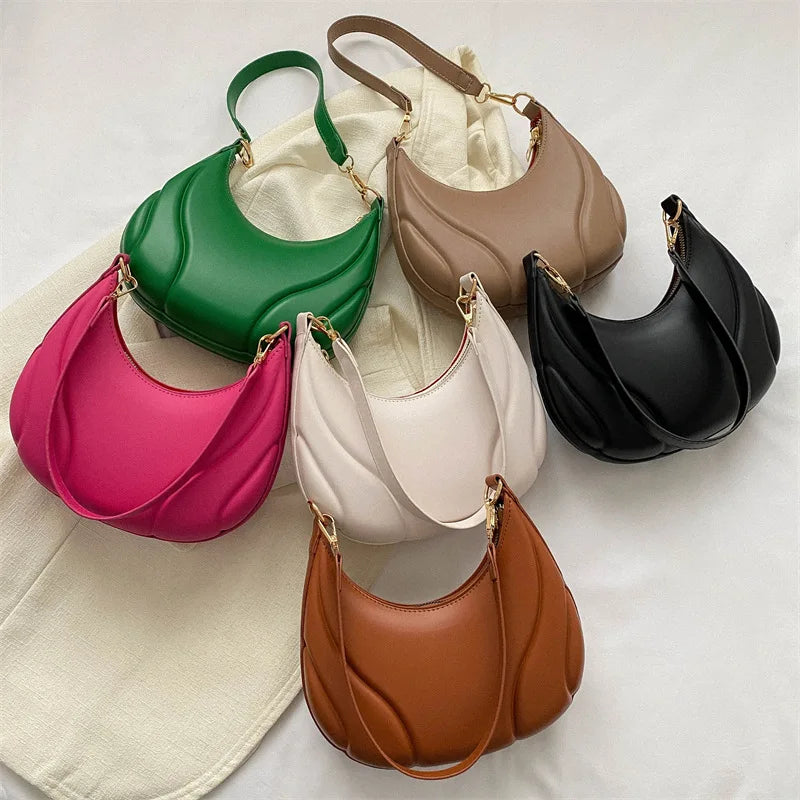 Retro Solid Color Saddle Leather Shoulder Bag