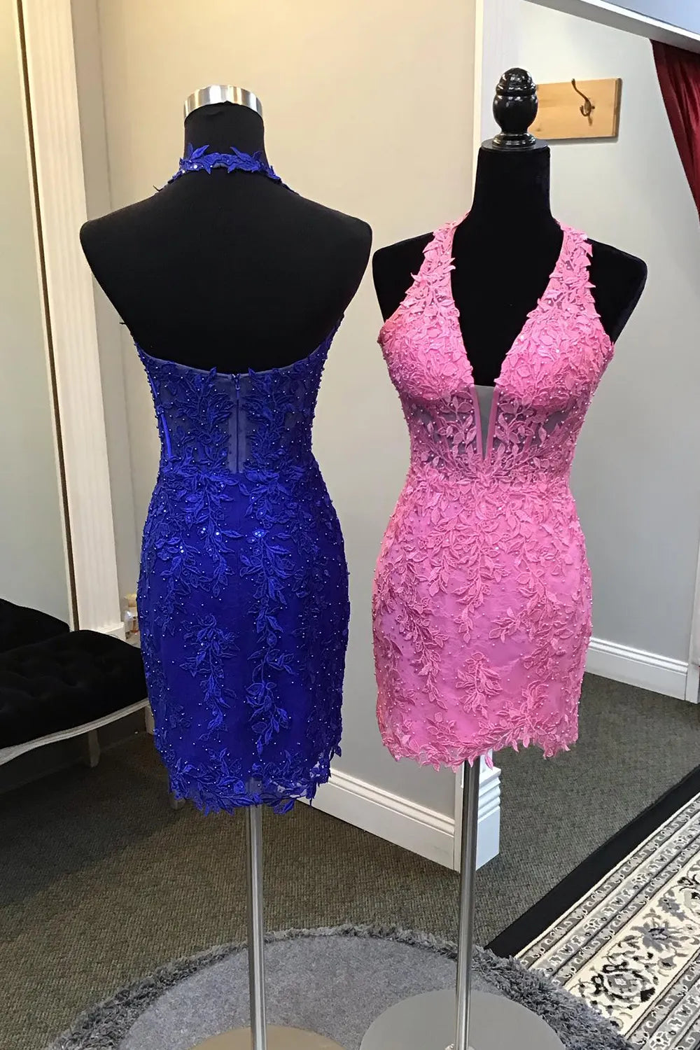 Royal Blue Bodycon Halter Neck Short Lace Homecoming Dress - Fashionpara