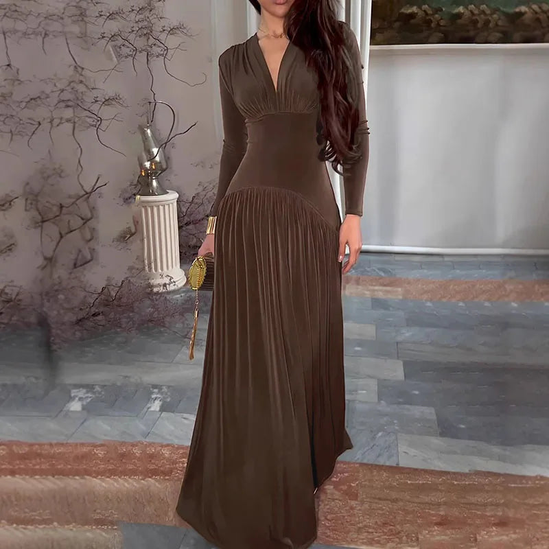 Elegant Velvet Maxi Dress with Pleated Design for Women