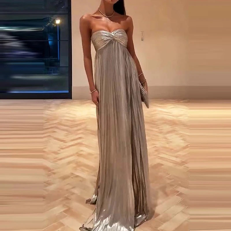 Elegant Backless Pleated Evening Dress for Special Occasions - Fashionpara