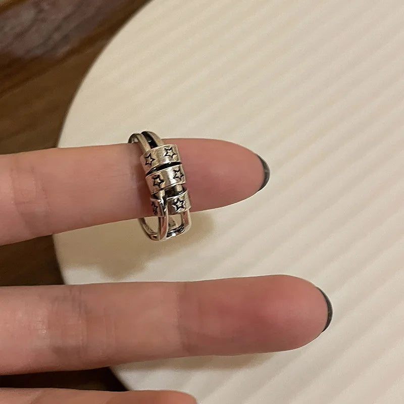 Gender-neutral Vintage Wings Skeleton Gothic Ring