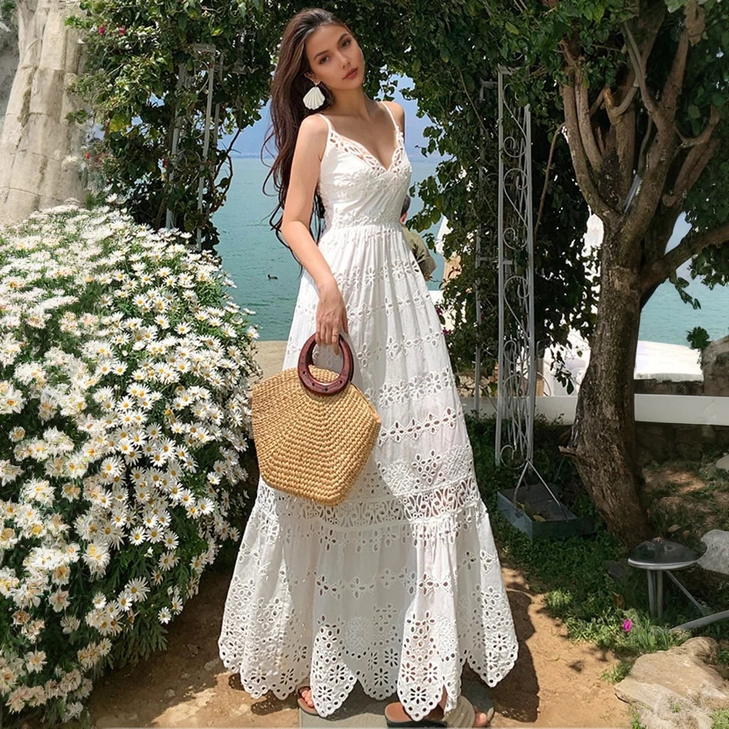 Deep V-neck Sleeveless Hollow Out Lace Boho Dress