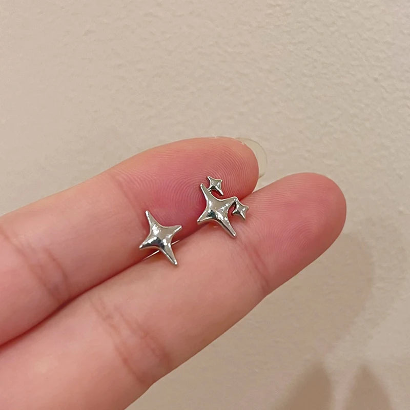 Empty Five-pointed Star Constellation Stud Earring
