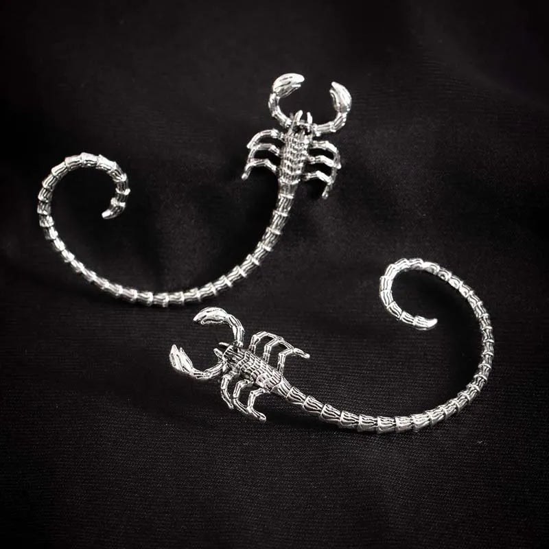 Rebellious Dark Scorpion Metallic Serpent Clip Earring