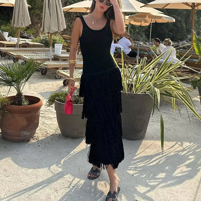 Elegant High Waist Knit Maxi Dress with Tassel Detail