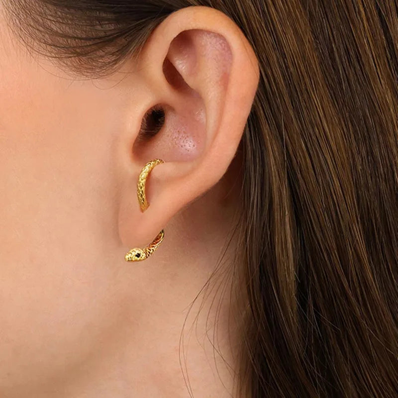 Dark Animal Serpent Clasp Character Earring