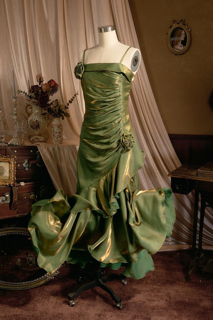 Retro Mermaid Spaghetti Straps Satin Long Party Dress Green Prom Dresses SD2409