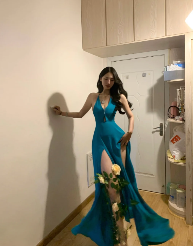 Chic Blue Halter V Neck Satin Slit Mermaid Evening Dress Long Party Gown D849