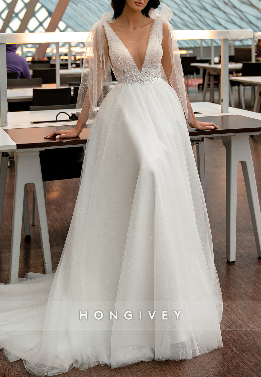 Low V-Neck Bowknot Sleeveless Tulle A-Line Court Train Pleated Wedding Dresses