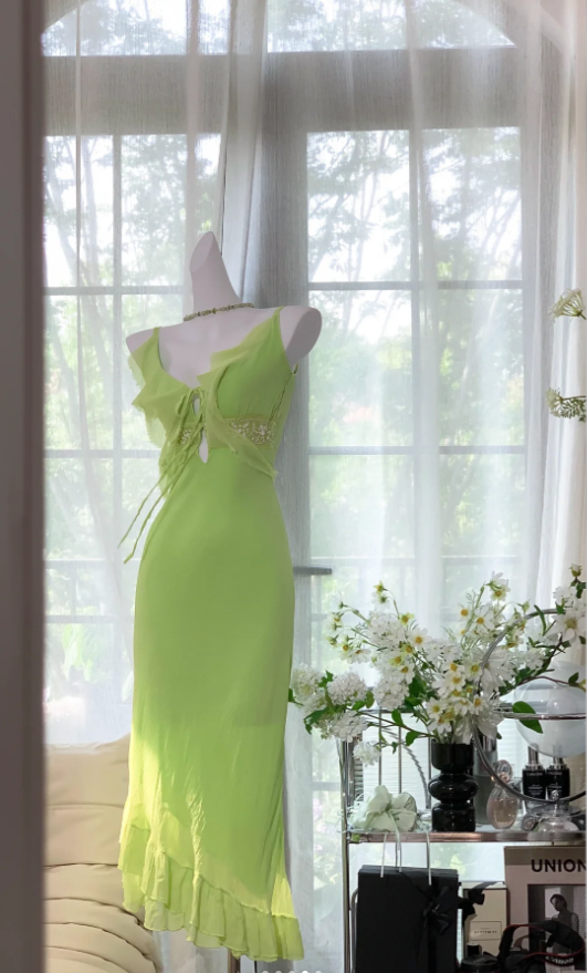 Classy Spaghetti Straps V Neck Green Chiffon Beaded Ruffles Long Party Dress Birthday Outfits D1376