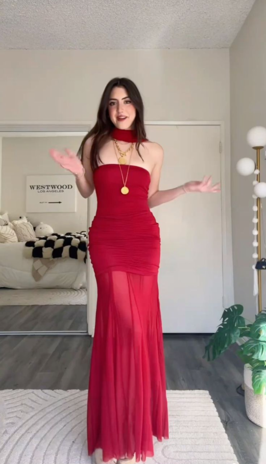 Charming Red Chiffon Strapless Pleated Mermaid Party Dress Formal Wedding Guest Dress With Ribbon D1090