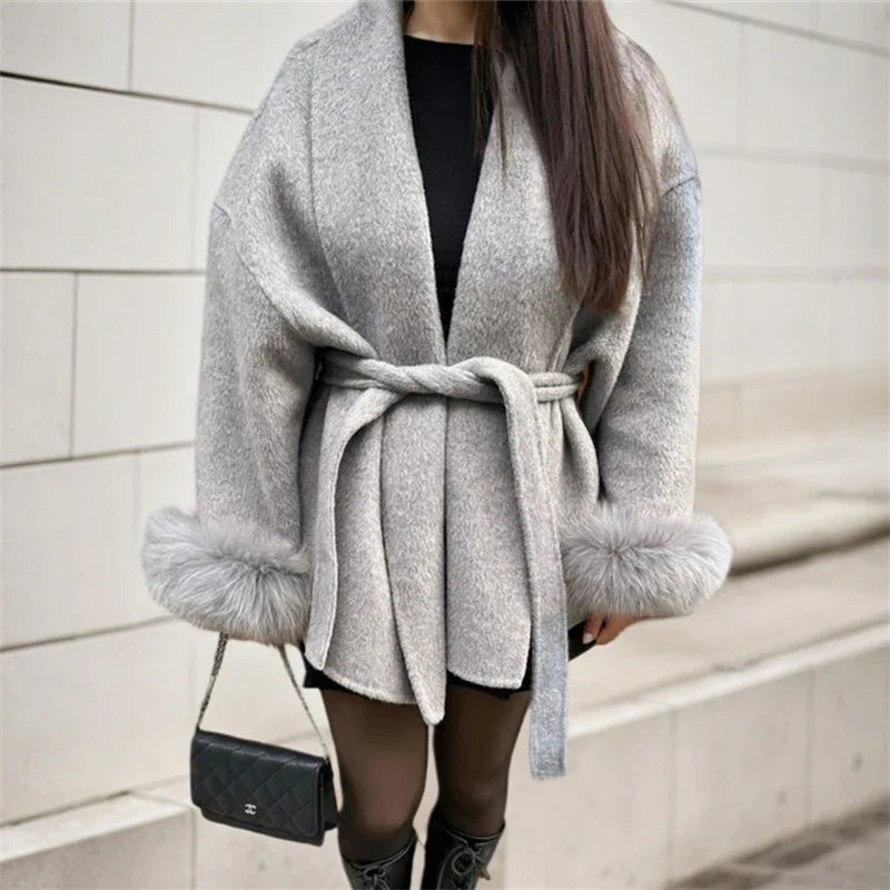 Elegant Short Fox Fur Woolen Coat
