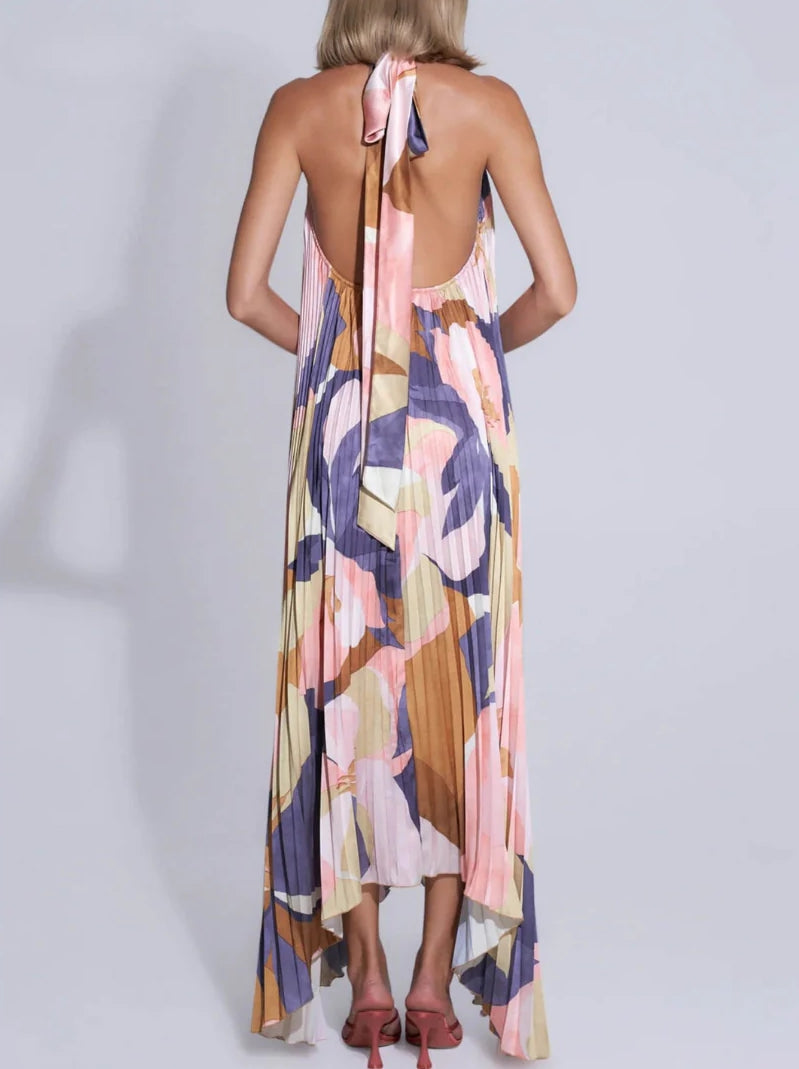 Halter Neck Deep V Pleated Flowy Maxi Dress - View 3