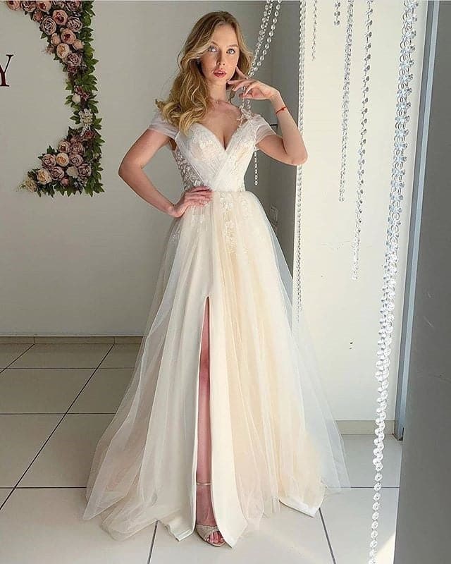 Off Shoulder V-Neck Lace Tulle High Split A-Line Prom Gown