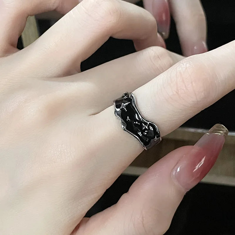 Gender-neutral Vintage Wings Skeleton Gothic Ring