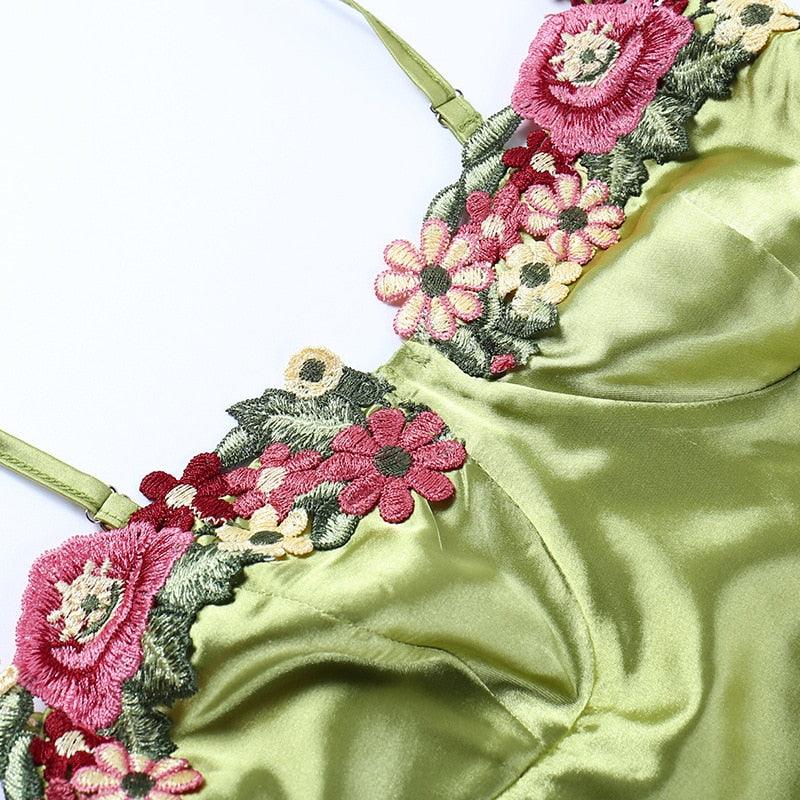 Satin Floral Appliqué Sweetheart Bodycon Mini Dress - View 15
