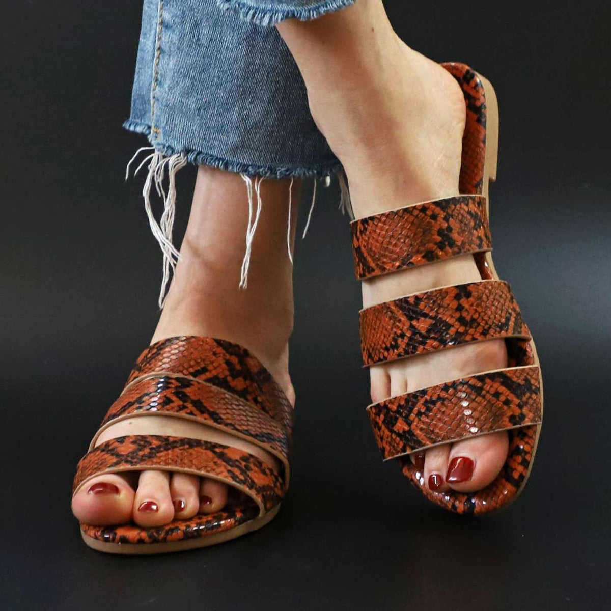 Snakeskin Print Open-toe Flats Sandals - Mislish