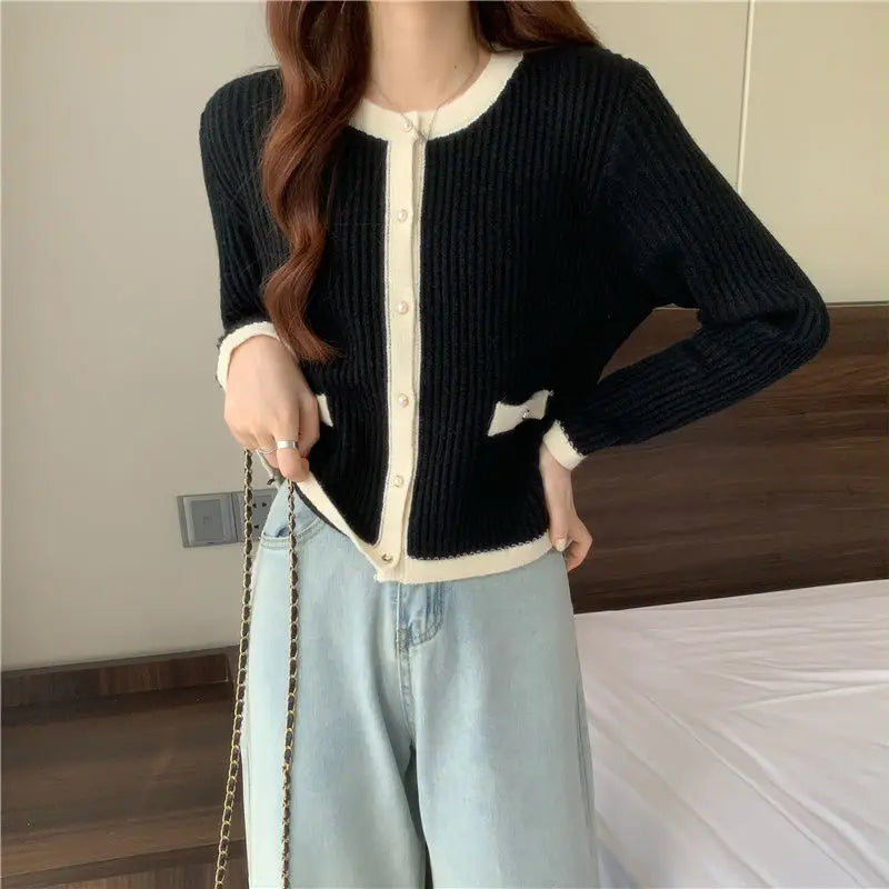 Round Neck Button Cardigan 7