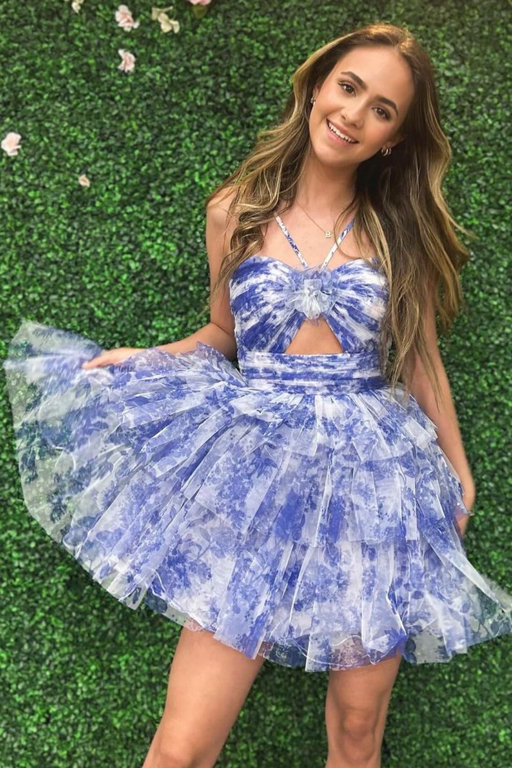 Stunning A-Line Halter Neck Short Tiered Tulle Homecoming Dress - Fashionpara