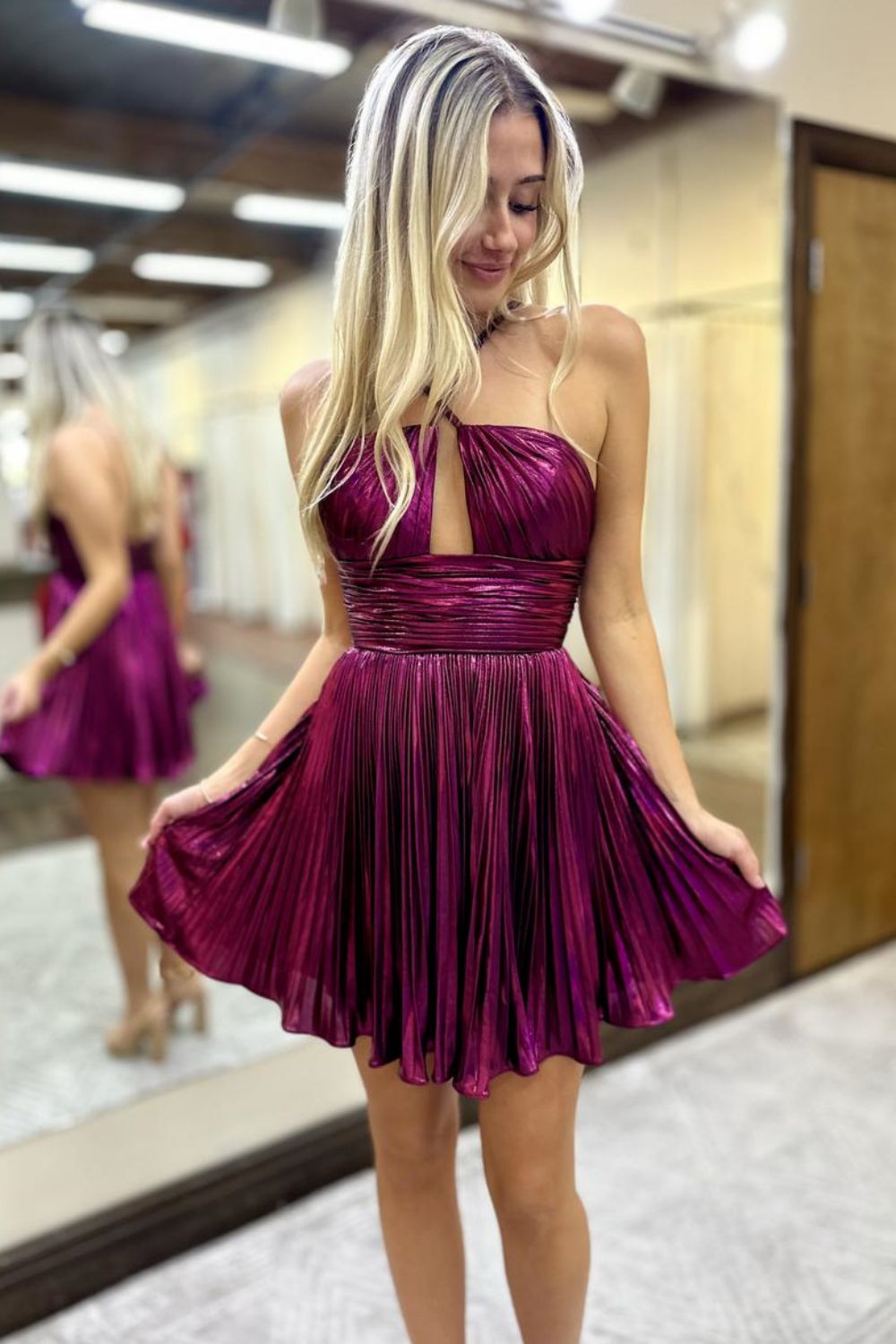 Stylish A-Line Open Back Short Metallic Homecoming Dress with Pleating - Fashionpara