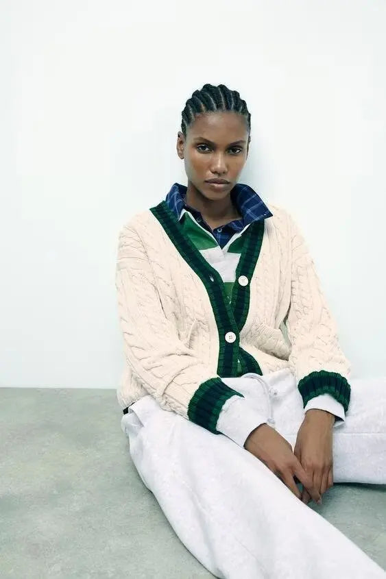 Eight Leg V-neck Cardigan 2