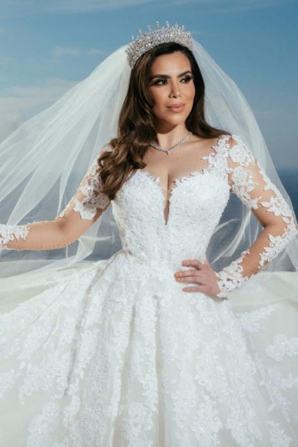 Beautuful A-Line Sweetheart Floor-Length Tulle Wedding Dress with Appliques - Fashionpara