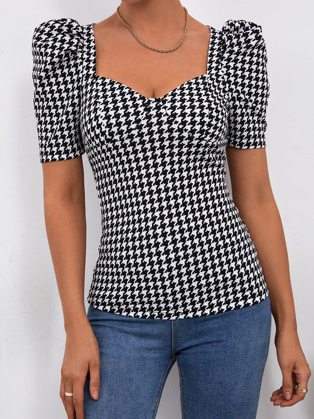 KittenAlarm - Sweetheart Neck Puff Sleeve Houndstooth Fitted Tee