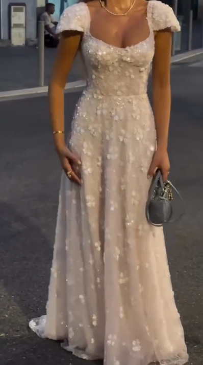 Pretty White Tulle Lace Appliques Long Party Dress Formal Prom Dresses D944