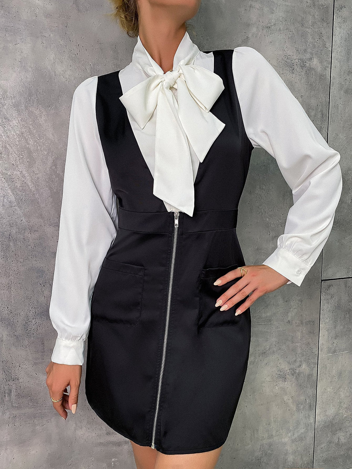KittenAlarm - Tie Neck Zip Up Fitted Dress