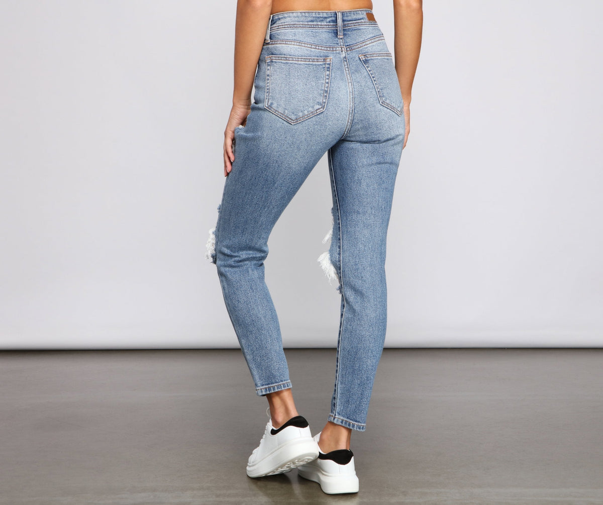KittenAlarm - Trendy Destructed High-Rise Skinny Jeans