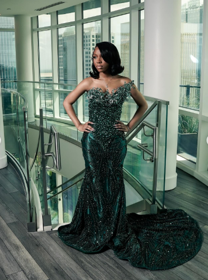 Luxury One Shoulder Satin Beaded Evening Dress Emerald Green Mermaid Prom Dress S204