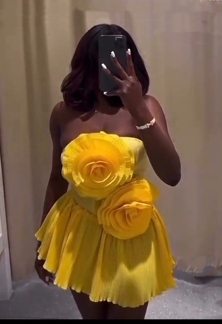 Unique Yellow Strapless Satin Flowers A Line Short Party Dress Formal Homecoming Dress D659