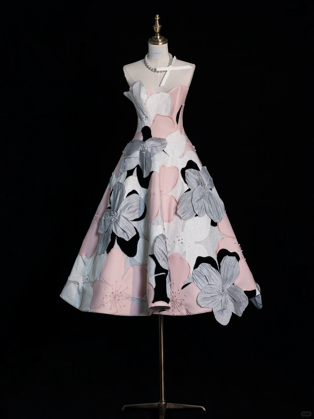 Unique Sweetheart Neck Satin Print Floral Appliques A Line Short Party Dress Formal 7th Grade Homecoming Dress D045