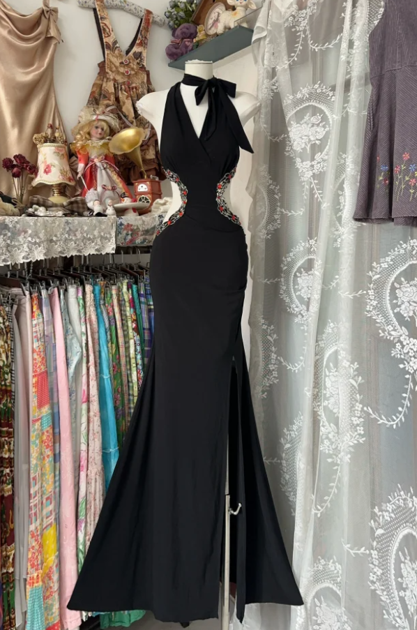 Sexy Halter Black V Neck Satin Beaded Mermaid Prom Dress Backless Long Evening Gown D1656
