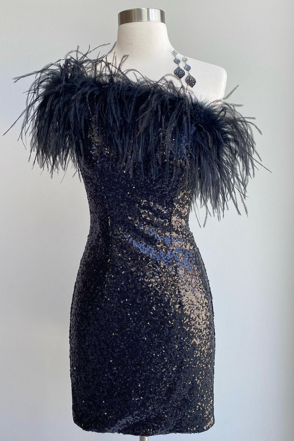 Black Bodycon Sequins Homecoming Dress With Feather - Fashionpara